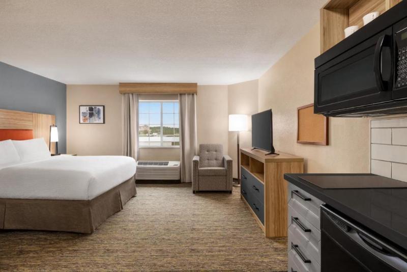 スタンダードスタジオ, Candlewood Suites Augusta, An Ihg