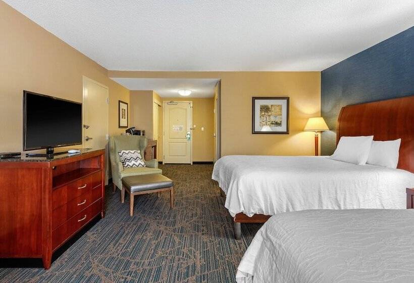 Номер Стандарт, Hilton Garden Inn Tupelo