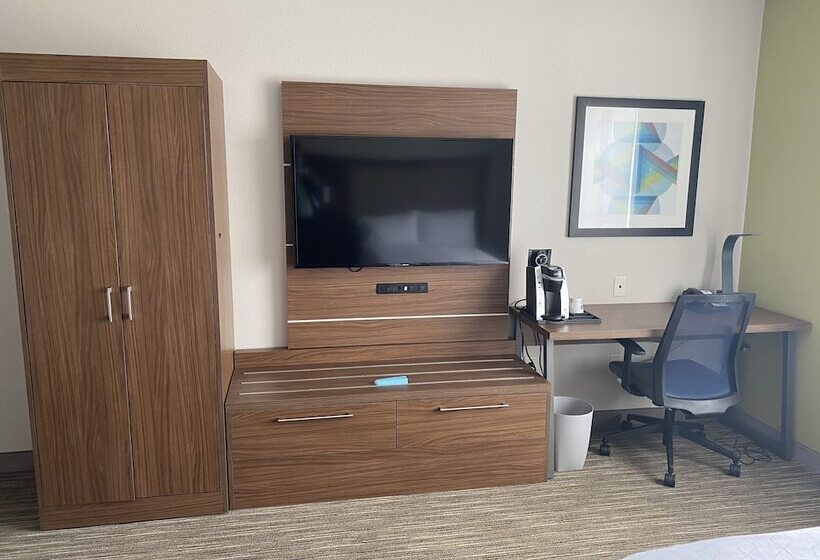 스탠다드 룸, Holiday Inn Express & Suites Albuquerque Historic Old Town, An Ihg