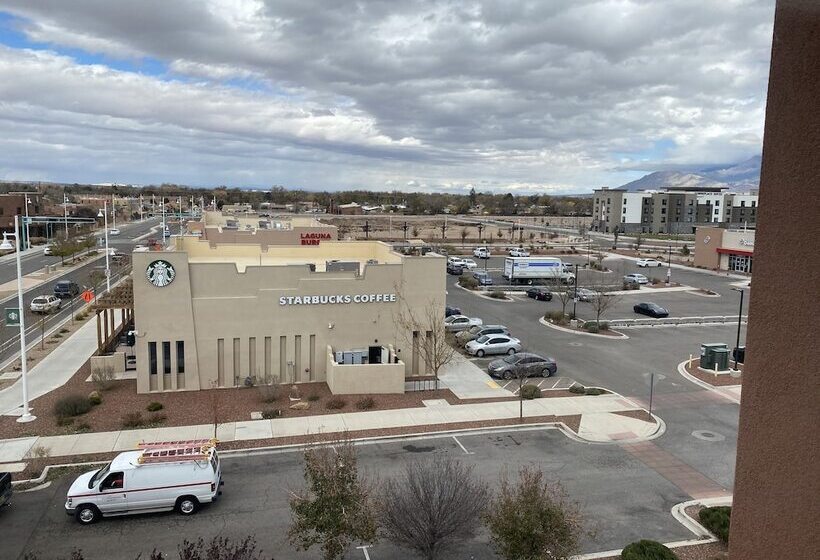 스위트, Holiday Inn Express & Suites Albuquerque Historic Old Town, An Ihg