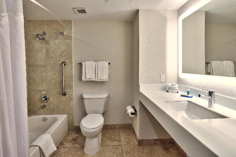 스위트 킹사이즈 침대, Holiday Inn Express & Suites Albuquerque Historic Old Town, An Ihg