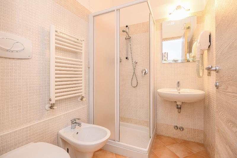 Quarto Estandar para Deficientes Físicos, Holiday Inn Express Hotel & Suites Bluffton At Hilton Head Area, An Ihg