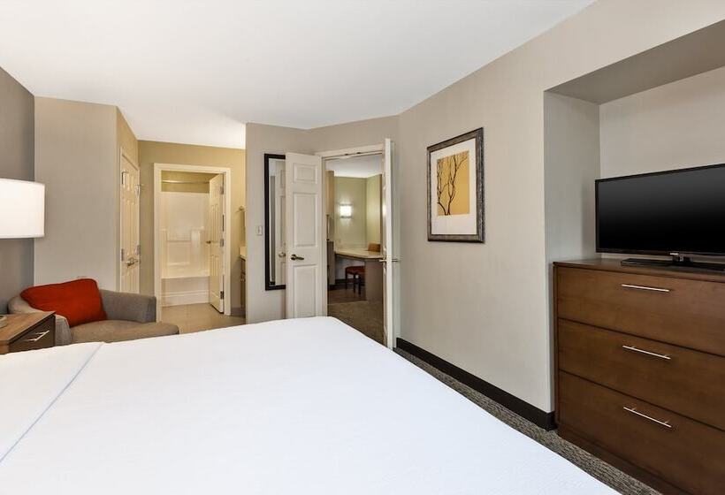适合残疾人士使用的套间, Staybridge Suites Kalamazoo, An Ihg