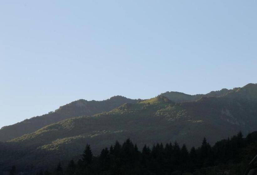 Студия Стандарт, Agriturismo I Chiosi