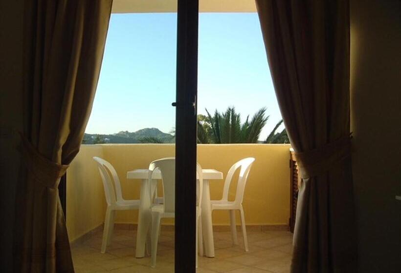 آپارتمان 1 خوابه با چشم‌انداز دریا, Marinella, Sardegna