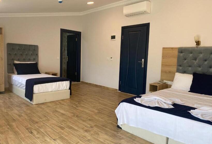اتاق استاندارد سه تخته با بالکن, Kent Otel