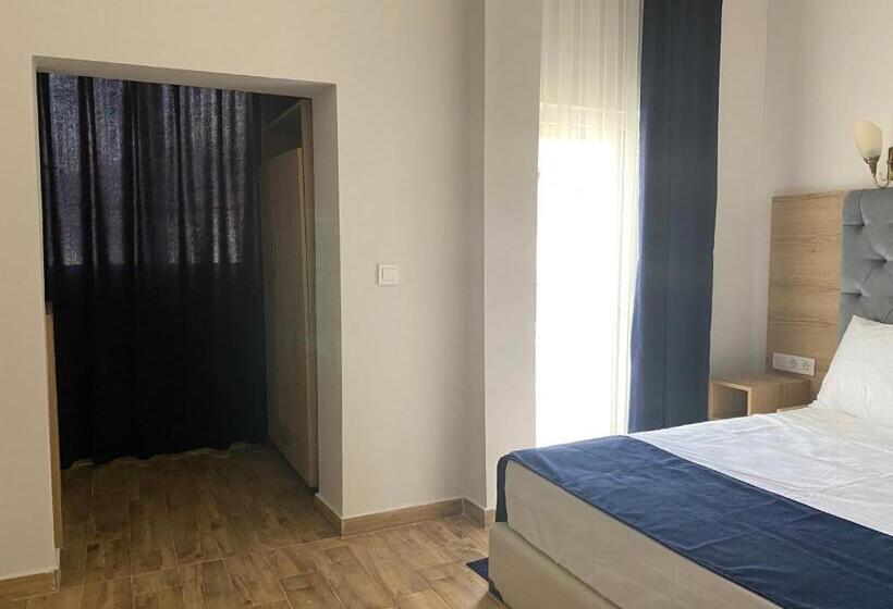 اتاق استاندارد با بالکن, Kent Otel