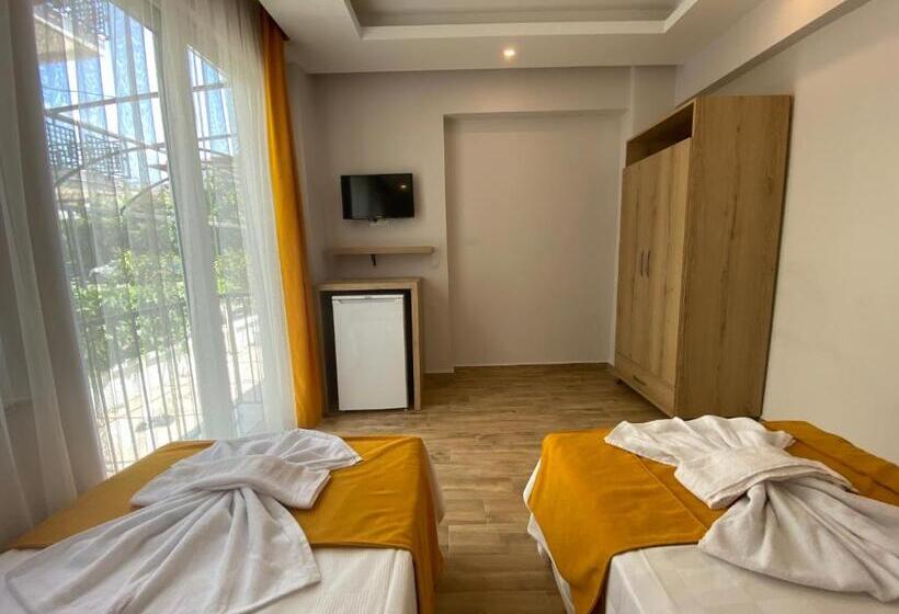اتاق استاندارد با بالکن, Kent Otel