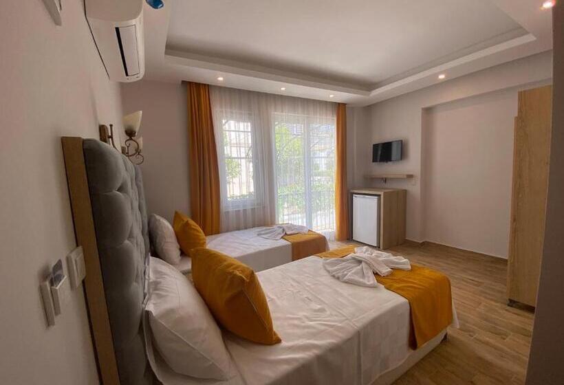 اتاق استاندارد با بالکن, Kent Otel