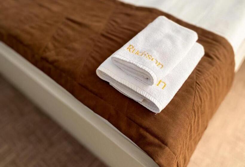 اتاق استاندارد سه نفره, Rudison Hotel & Restaurant