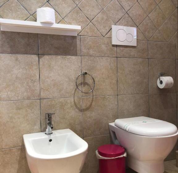 Четырехместный Номер Стандарт, B&b Arthas