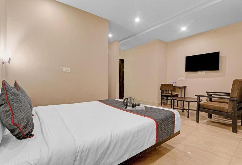 Трехместный Номер Deluxe, Super Townhouse 423 Amaraa Hotel Near Phoenix Palassio