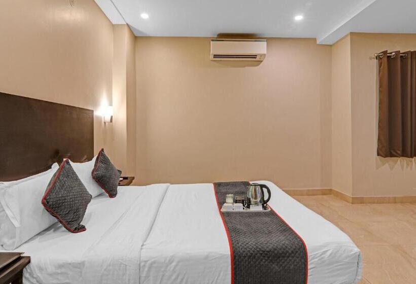 Трехместный Номер Deluxe, Super Townhouse 423 Amaraa Hotel Near Phoenix Palassio