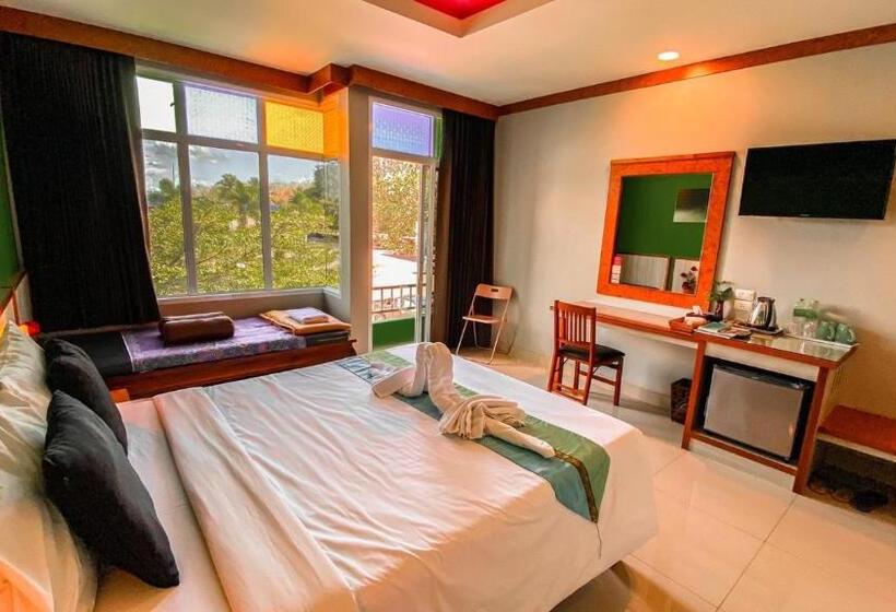 Семейный Полулюкс, K2 Hotel At Thachang