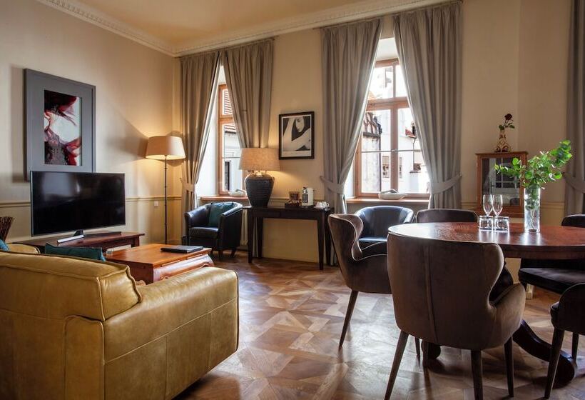 프레지덴셜 스위트, Boutique Hotel Nautilus
