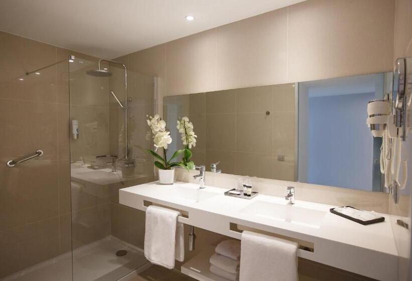 デラックスジュニアスイート, Santa Monica Suites