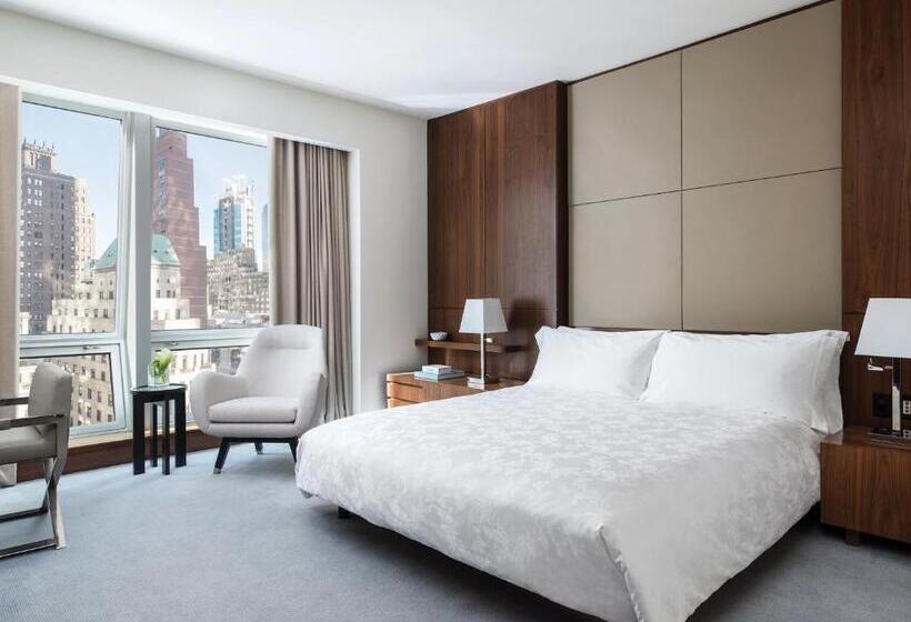 سوئیت کلوب با چشم‌انداز, The Langham New York Fifth Avenue