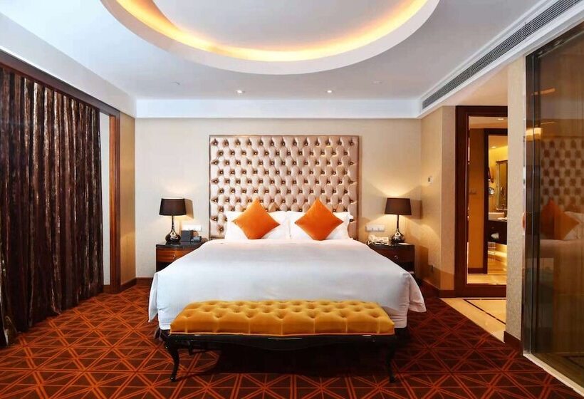 Люкс Повышенной Комфортности, Wyndham Grand Plaza Royale Furongguo Changsha