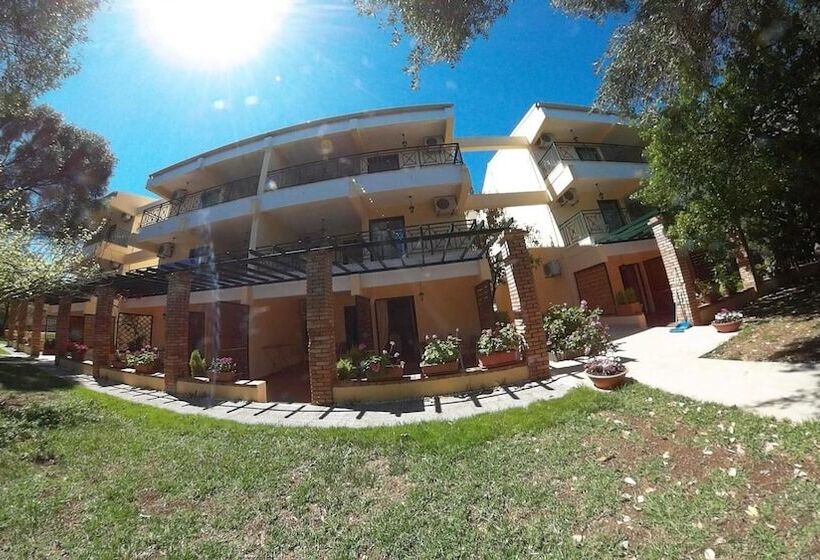 Апартаменты 2 Спальни, Barbati Beach Apartments
