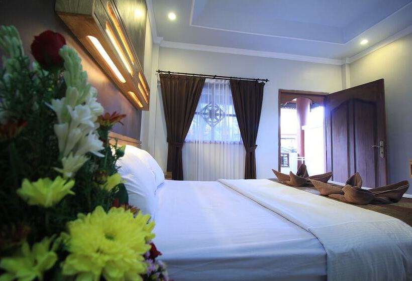 اتاق لوکس, Bakung Sari Resort
