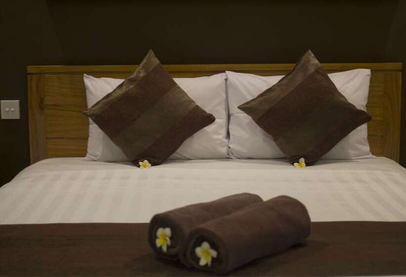 اتاق لوکس, Bakung Sari Resort