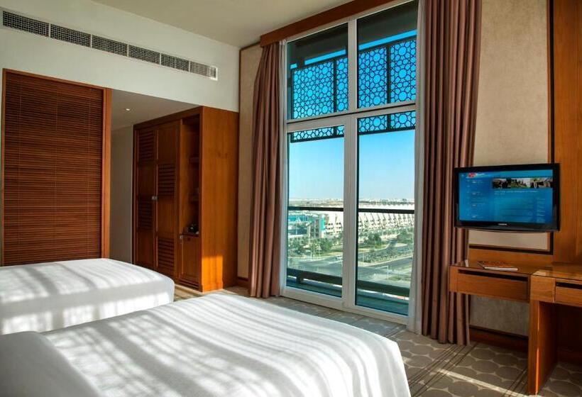 Номер Клуб Кровать Кинг, Yas Island Rotana Abu Dhabi