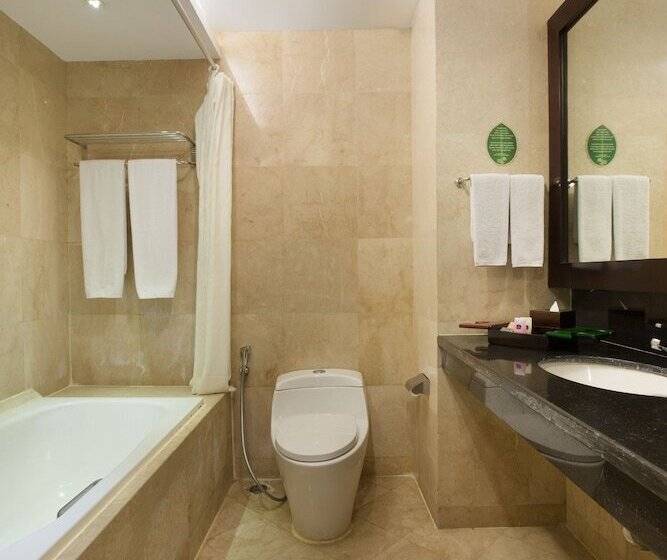 اتاق لوکس با چشم‌انداز استخر, Best Western Resort Kuta
