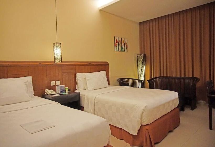 اتاق لوکس با چشم‌انداز استخر, Best Western Resort Kuta