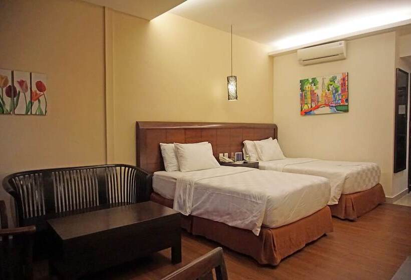 اتاق لوکس با چشم‌انداز استخر, Best Western Resort Kuta