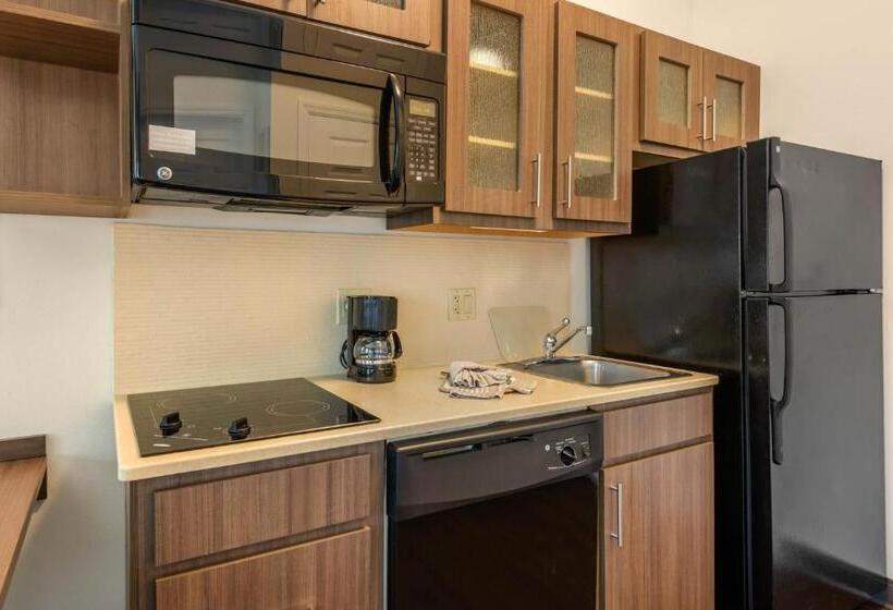 스탠다드 스튜디오, Candlewood Suites Fort Myers/sanibel Gateway, An Ihg