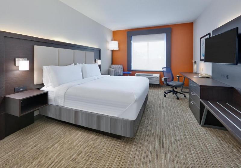 Люкс Кровать Кинг, Holiday Inn Express & Suites Dallas   Duncanville, An Ihg