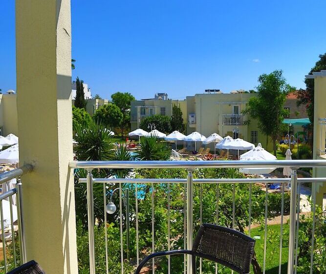 اتاق لوکس, Mandarin Resort & Spa