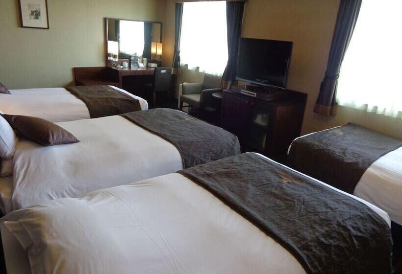 اتاق استاندارد چهار تخته, Monterey Grasmere Osaka