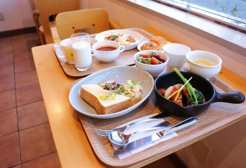 Трехместный Номер Superior, Shin Osaka Station