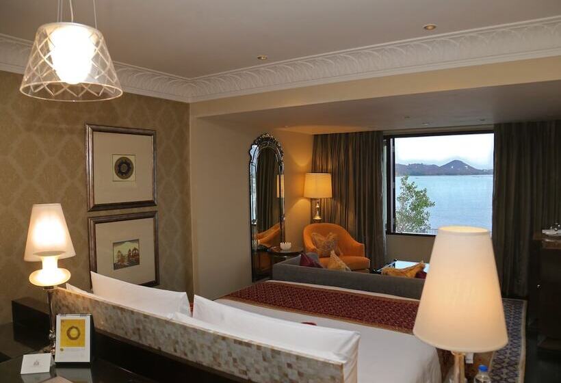 标准间带湖景, The Leela Palace Udaipur
