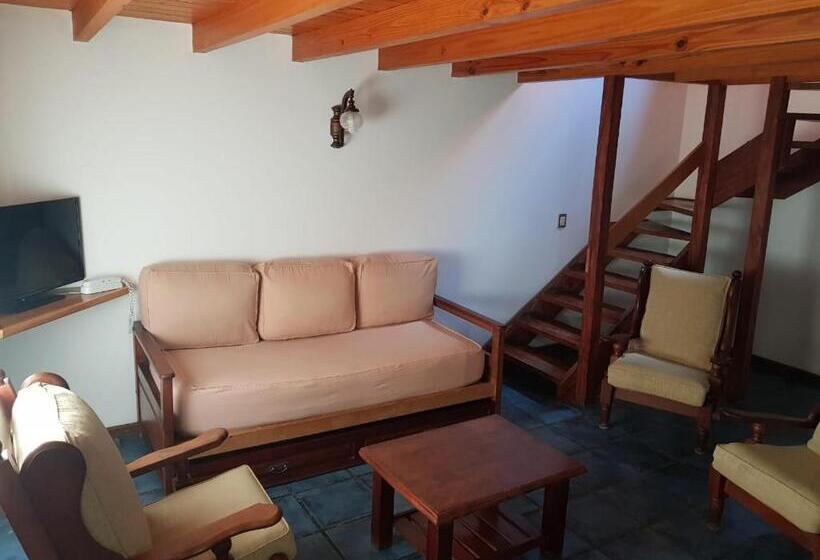 Apartamento 2 Dormitórios, Melewe