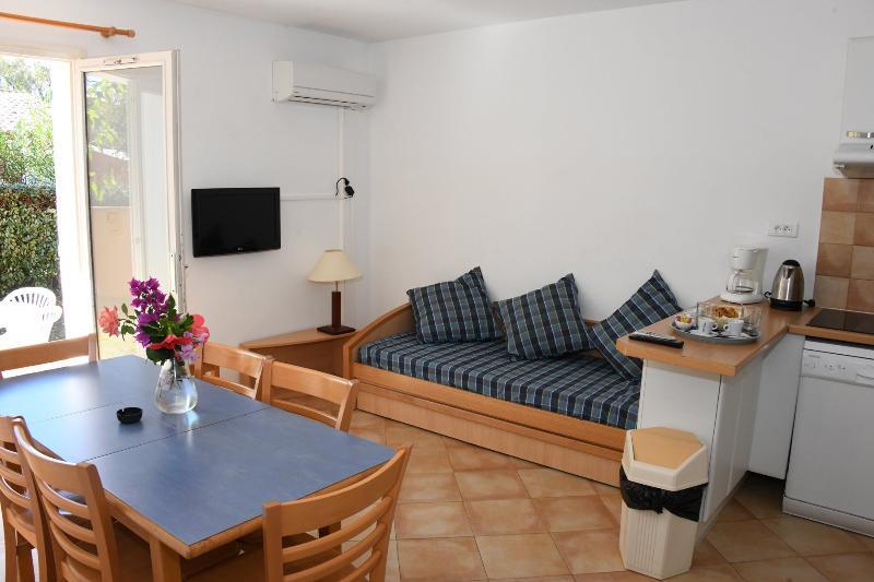 Апартаменты 1 Спальня, Borgo Résidence Cala Bianca
