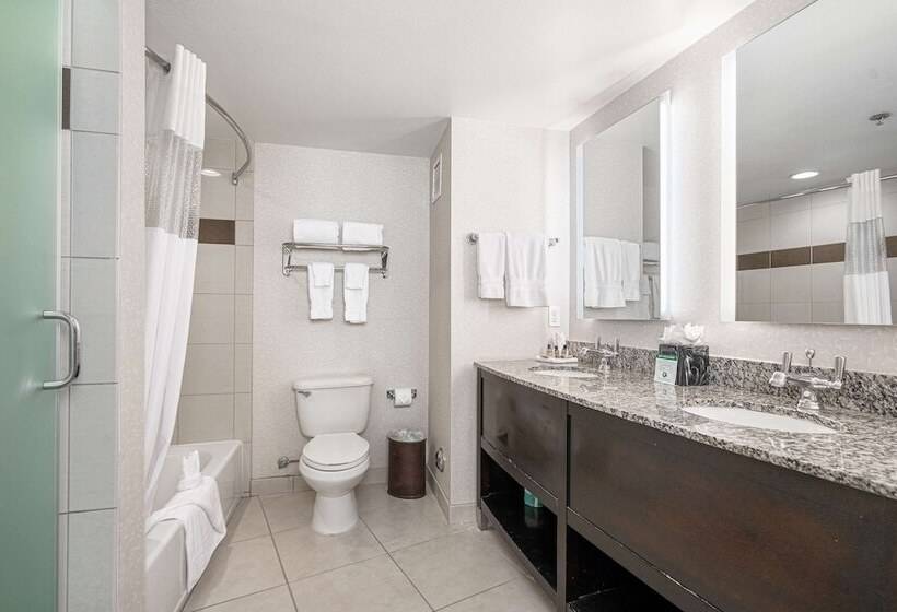 Люкс Адаптированный для Инвалидов, Best Western Plus Marina Gateway