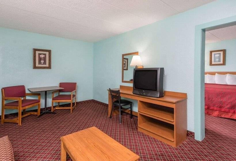 Люкс, Days Inn & Suites By Wyndham Springfield On I44