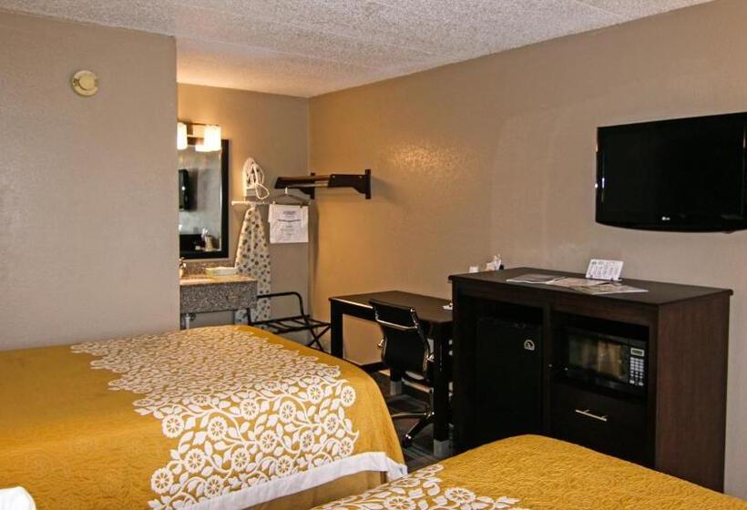 Номер Deluxe, Days Inn & Suites By Wyndham Springfield On I44