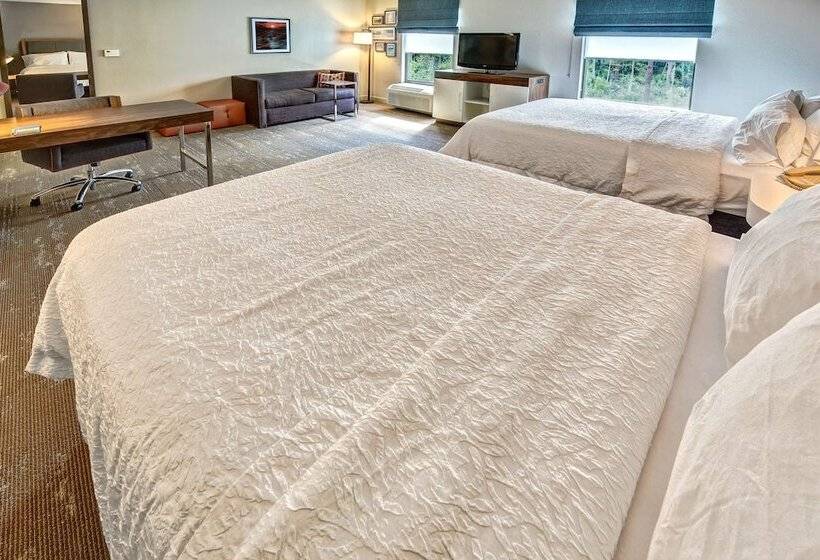 스탠다드 스튜디오, Hampton Inn & Suites Fort Myersestero/fgcu