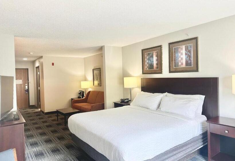 Люкс Кровать Кинг, Holiday Inn Express And Suites Meriden, An Ihg