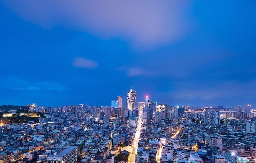 اتاق سوپریور با چشم‌انداز شهر, Sofitel Macau At Ponte 16