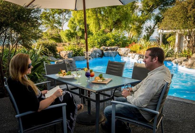 Номер Deluxe, Wai Ora Lakeside Spa Resort