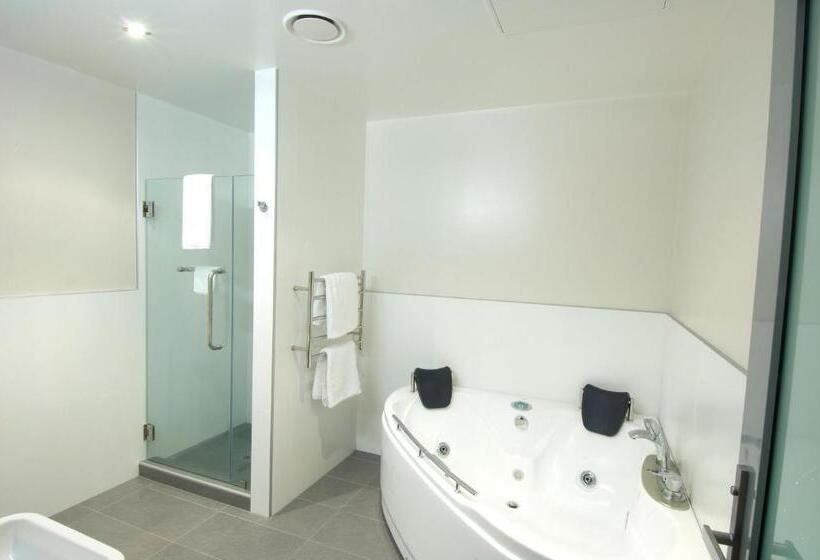 Люкс Superior, Wai Ora Lakeside Spa Resort