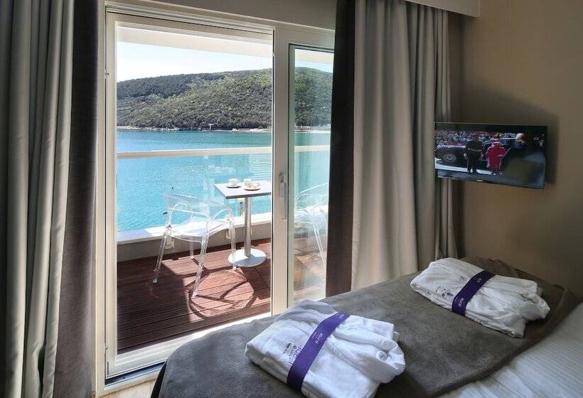 Люкс Вид на Море, Boutique Hotel Adoral