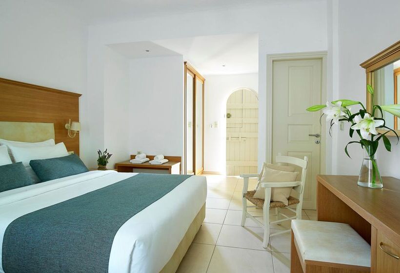 اتاق سه نفره دلوکس با چشم‌انداز باغ, Coriva Beach Hotel & Bungalows