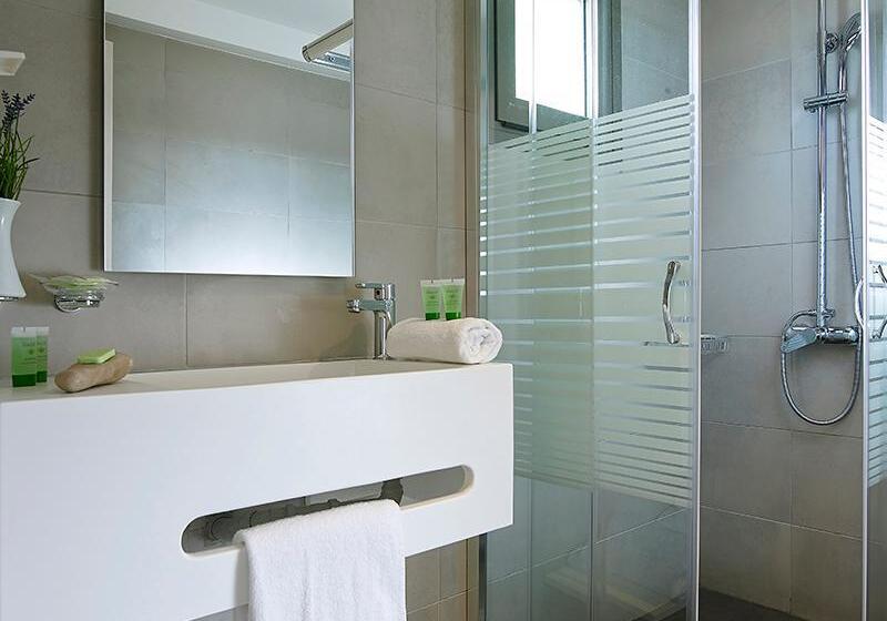 اتاق لوکس با چشم‌انداز باغ, Coriva Beach Hotel & Bungalows