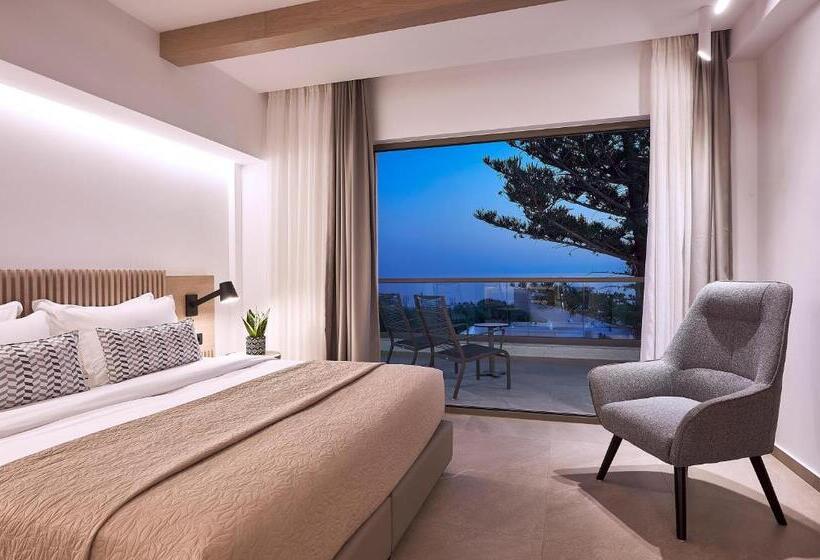 سوییت جونیور با چشم‌انداز دریا, Coriva Beach Hotel & Bungalows
