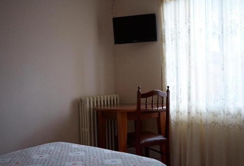 스탠다드 룸, Hostal Isabel